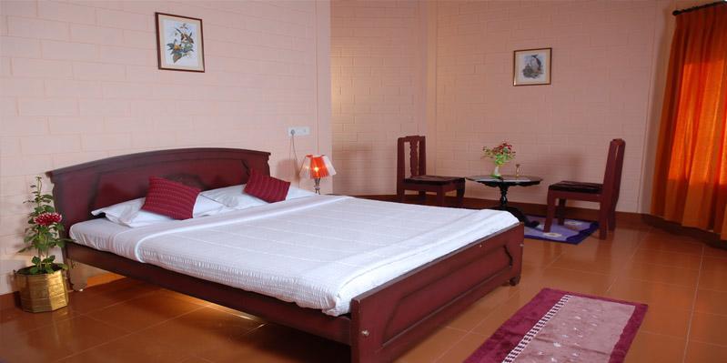Sunbird Garden Resort Krishnagiri エクステリア 写真